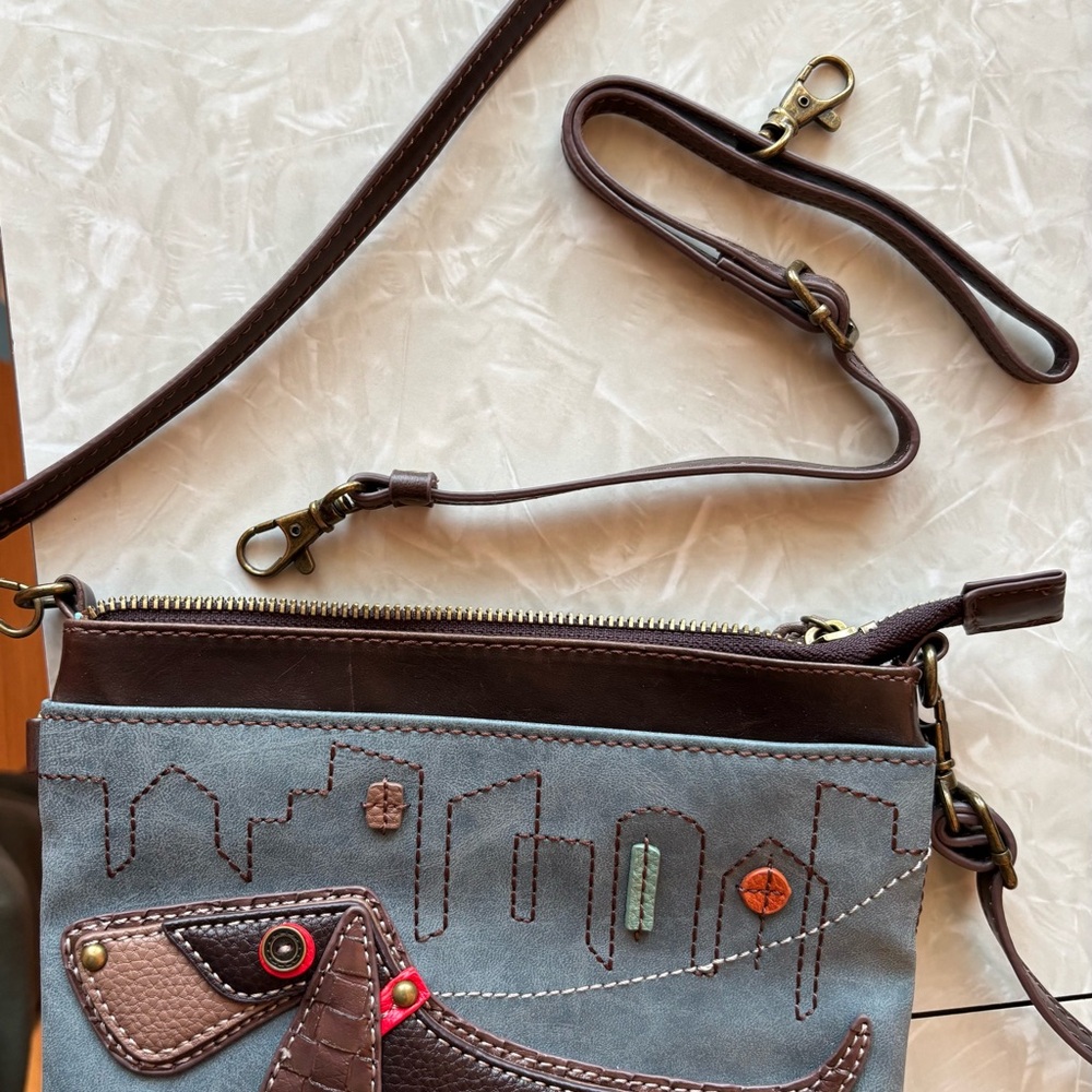 Chala Crossbody Bag with 2 Adjustable Straps - Picture 6 of 6